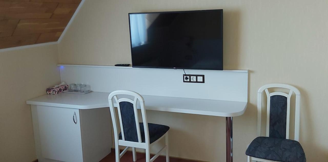 Hotel Holp Panzio Balatonföldvár Zewnętrze zdjęcie